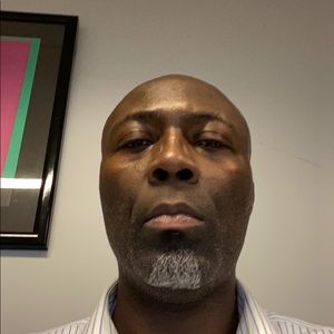 Meet your Posher, Emmanuel